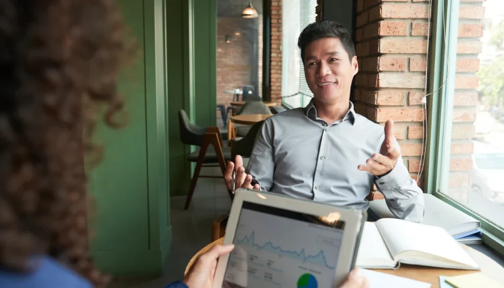 Saham menjadi instrumen investasi yang semakin populer. Ini cara investasi saham yang aman