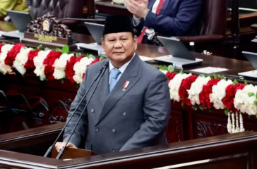 Presiden Prabowo memberikan gelar pahlawan kepada Soeharto dan Gusdur
