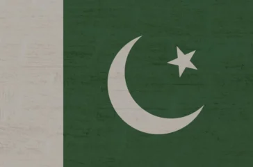 Serangan bom bunuh diri mengguncang Islamabad, ibu kota Pakistan, pada Selasa (11/11/2025), menewaskan sedikitnya 12 orang dan melukai banyak lainnya.