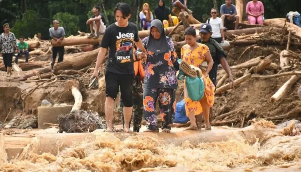 Pemerintah mulai mematangkan berbagai langkah untuk mempercepat pembangunan hunian bagi korban banjir di sejumlah wilayah di Sumatera. Fokus utama berada pada kesiapan unit rumah