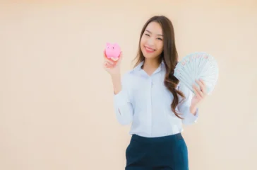 Mewujudkan kondisi finansial yang kuat dan mandiri merupakan keinginan setiap orang. Namun, impian tersebut tidak dapat tercapai tanpa niat yang serius serta usaha yang dilakukan secara konsisten.