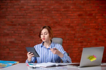 Diversifikasi portofolio merupakan salah satu strategi penting yang perlu dipahami oleh siapa pun yang ingin mulai berinvestasi.