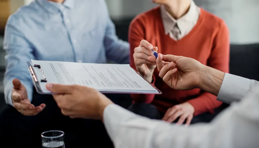 OJK Sebut Aset Asuransi Perlu Tumbuh 7-9% Demi Target RPJMN 2029