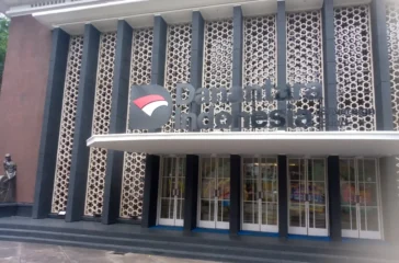Indonesia memiliki potensi besar dalam sport tourism, mulai dari Mandalika hingga berbagai arena olahraga berkelas internasional. Namun perkembangan sektor ini masih jauh dari ideal
