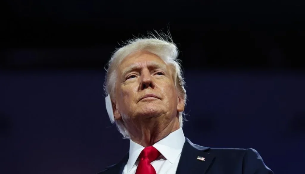 Presiden Amerika Serikat (AS) Donald Trump mengungkapkan dua nama calon kuat untuk memimpin Federal Reserve (The Fed) pada masa mendatang.