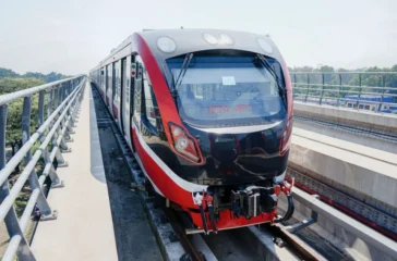 Selama Nataru, 1,3 Juta Orang Naik LRT Jabodebek