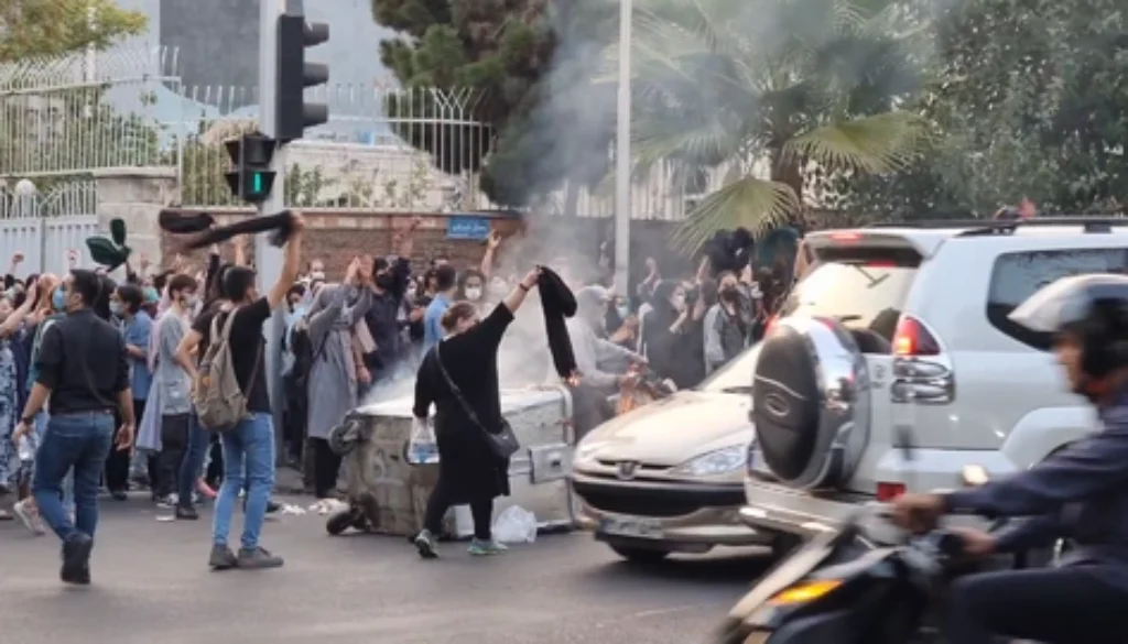 Iran Menuding Campur Tangan Intelijen Asing di Balik Gelombang Protes