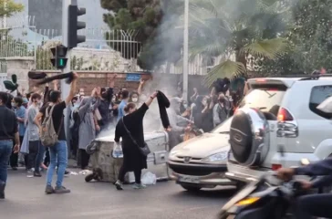 Iran Menuding Campur Tangan Intelijen Asing di Balik Gelombang Protes