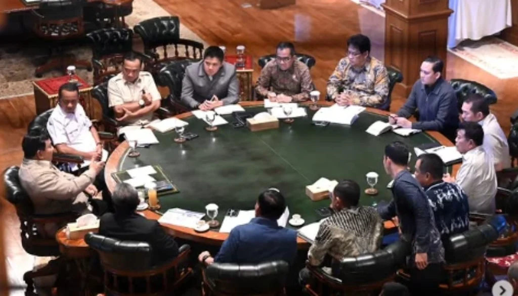 Prabowo Rapat Nonstop di Hambalang, Apa Saja yang Dibahas?