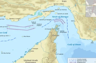 Selat Hormuz Panas, Iran Turunkan Militer dan Ancam Tembakan