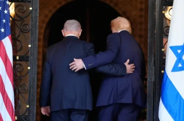 Netanyahu Tertangkap Ikut Pesta Tahun Baru Bareng Trump di Resor Mewah, Ada Apa?
