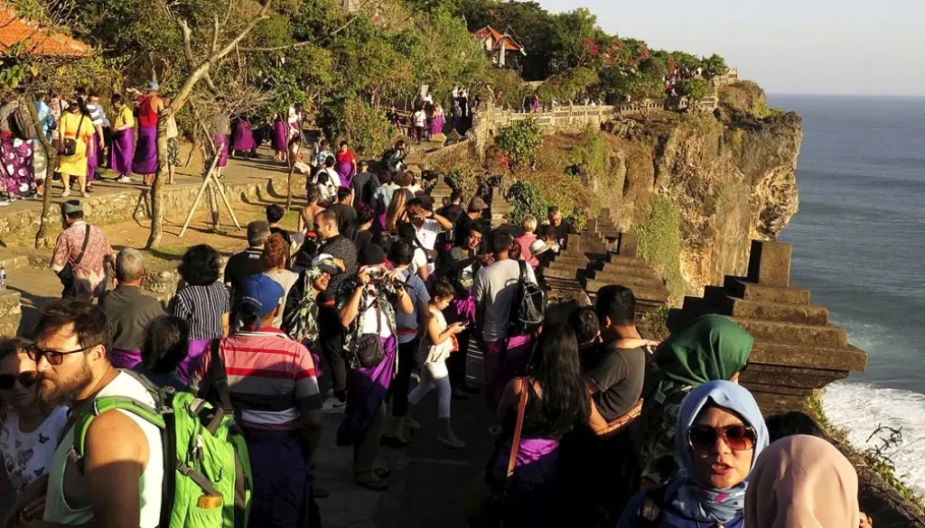 Wisatawan Asing Bertambah, PHRI Bali Sebut Pasar Akomodasi Kian Padat