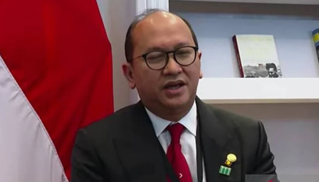 Prabowo meresmikan 13 proyek hilirisasi fase 2 senilai Rp116 triliun yang didanai BUMN untuk mendorong industri, nilai tambah, dan lapangan kerja.