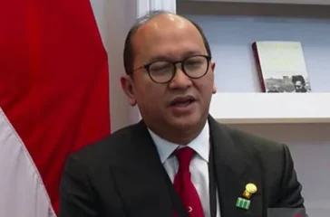 Prabowo meresmikan 13 proyek hilirisasi fase 2 senilai Rp116 triliun yang didanai BUMN untuk mendorong industri, nilai tambah, dan lapangan kerja.