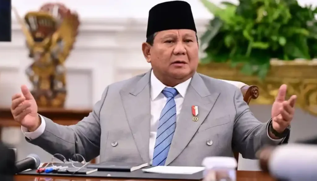 Tiba di AS, Prabowo Siap Bahas Tarif dengan Trump