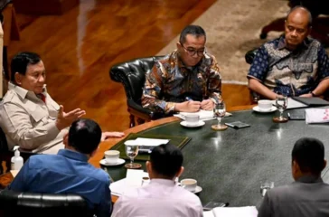 Prabowo Gelar "Maraton" Rapat di Hambalang, Fokus Timur Tengah-Mudik