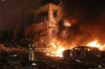 Prancis mengecam serangan AS dan Israel ke Iran karena dinilai melanggar hukum internasional. Paris menegaskan tidak ikut perang dan mendorong deeskalasi.