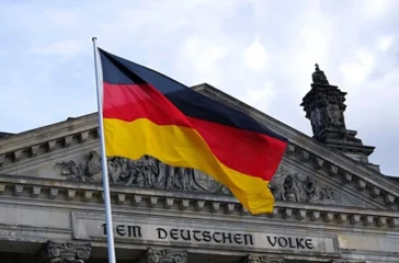 Jerman tegaskan tak ikut perang AS-Israel di Timur Tengah. Kanselir Merz sebut konflik bukan urusan NATO dan pilih dorong solusi diplomatik.