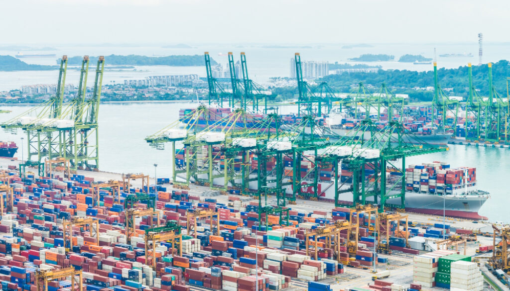 Dunia usaha waspadai dampak konflik Iran-AS-Israel pada logistik global. Ekspor dan industri RI terancam jika gangguan berlangsung lama.