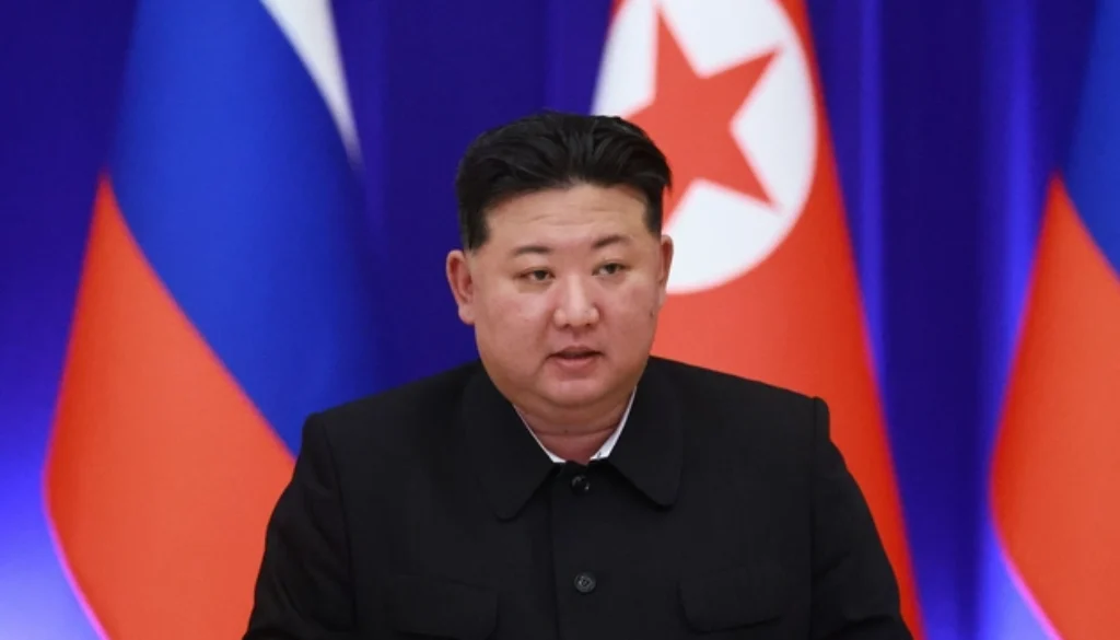 Kim Jong Un memerintahkan militer Korea Utara memperkuat garis depan dan membangun benteng pertahanan di perbatasan selatan.