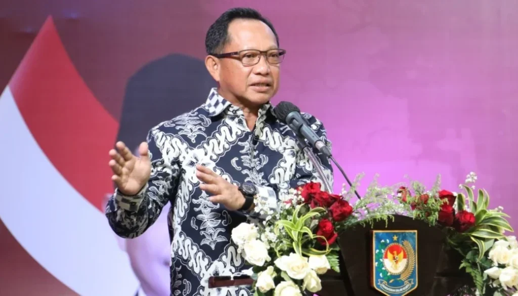 WFH 1 Hari per Pekan Resmi Disepakati Menteri Prabowo, Ini Kata Mendagri