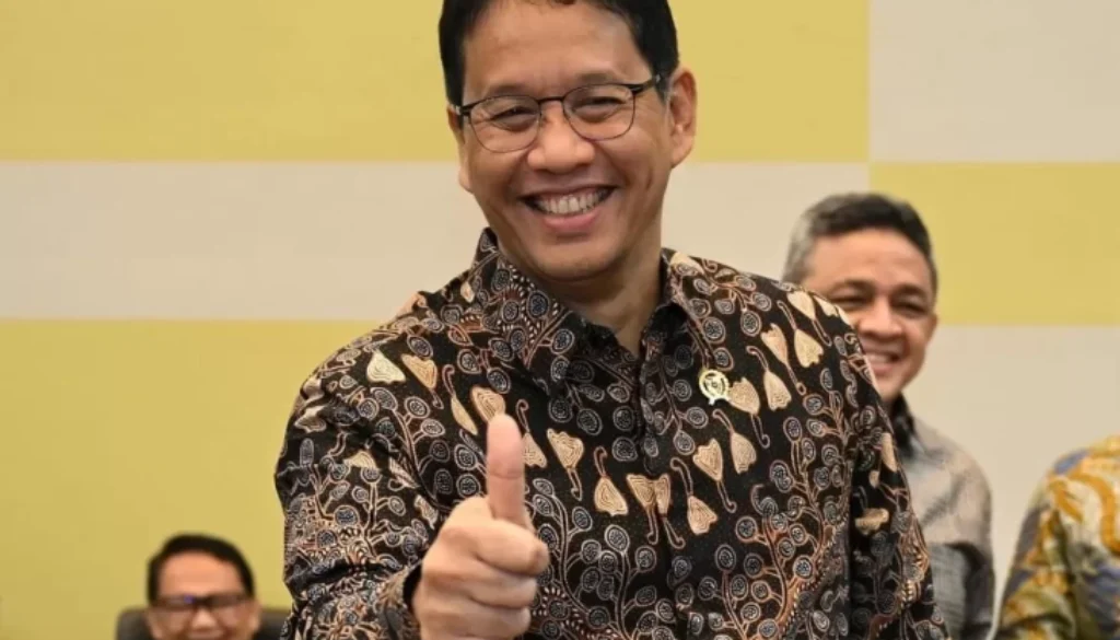 Menkeu Purbaya ungkap ekonomi Indonesia tetap kuat di tengah tekanan global. PMI ekspansif, inflasi terkendali, dan surplus neraca dagang 70 bulan berturut.