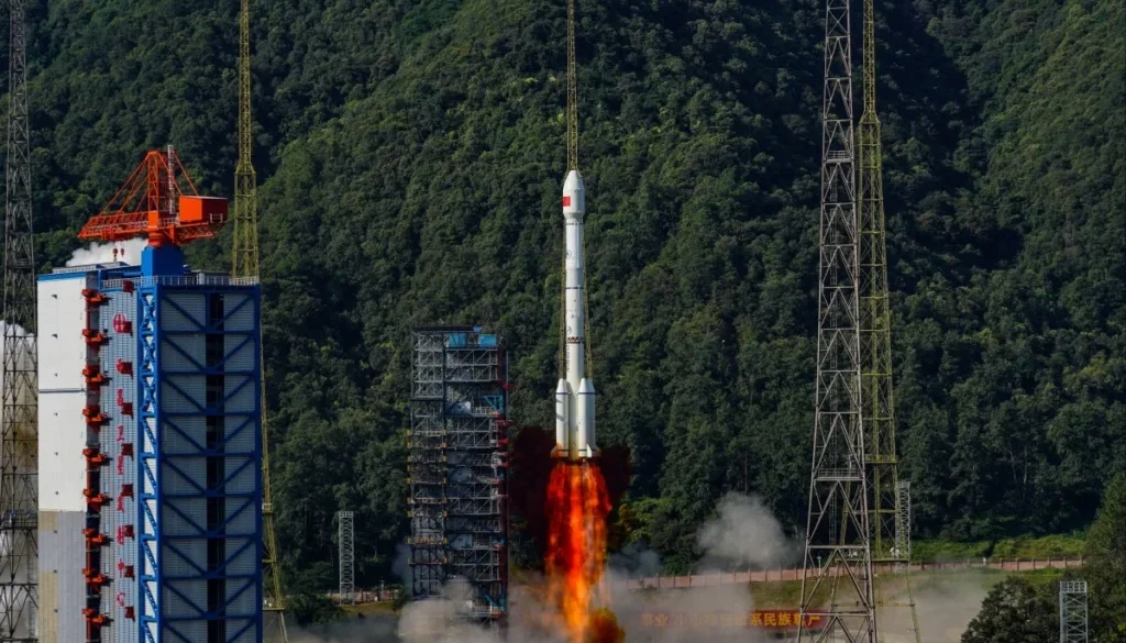 Iran menembak jatuh jet tempur AS awal April 2026. Dugaan penggunaan sistem satelit BeiDou China disebut meningkatkan akurasi serangan Iran.