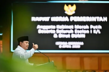 Presiden Prabowo menegaskan subsidi BBM tetap dipertahankan untuk 80 persen rakyat serta menilai krisis global menjadi peluang bagi Indonesia.