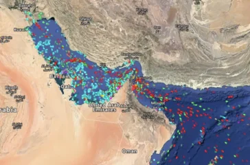Trump umumkan blokade pelabuhan Iran untuk tekan pembukaan Selat Hormuz, memicu ancaman balasan dan potensi dampak besar pada stabilitas global.
