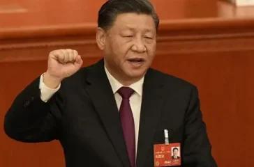 China membantah tuduhan AS soal dukungan militer ke Iran dan memperingatkan akan membalas jika Washington menjatuhkan tarif baru.