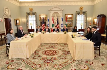 Trump umumkan Israel dan Lebanon sepakat gencatan senjata 10 hari mulai 16 April 2026 di tengah konflik Israel dan Hizbullah.