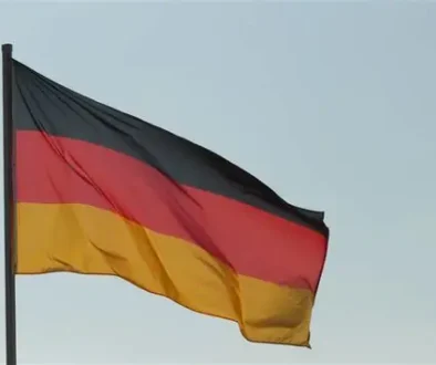 Jerman siap berkontribusi mengamankan Selat Hormuz usai gencatan senjata AS-Iran, dengan syarat mandat internasional dan kesepakatan politik terpenuhi.