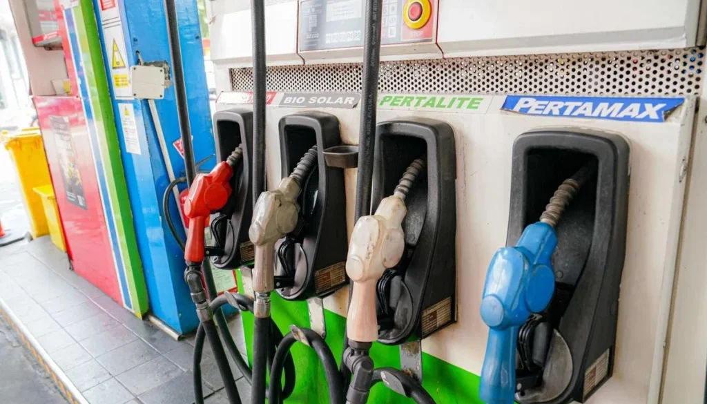Harga BBM nonsubsidi naik per 18 April 2026 akibat gejolak minyak dunia, sementara Pertalite dan Bio Solar subsidi masih dipertahankan.