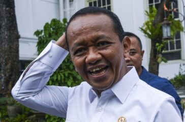 Bahlil mengimbau masyarakat mampu tidak memakai BBM subsidi di tengah kenaikan harga BBM nonsubsidi demi menjaga hak masyarakat berhak.