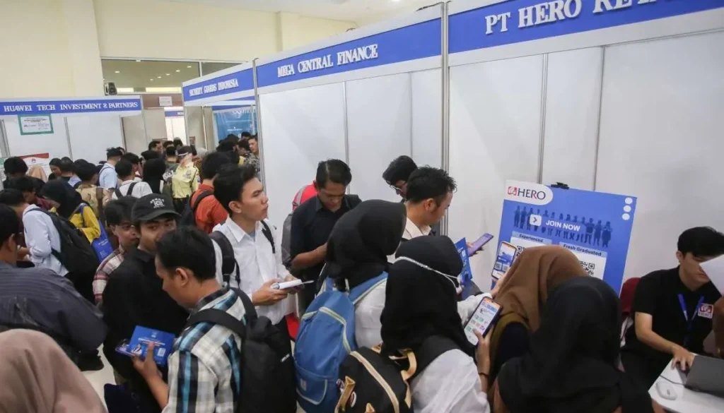 Dunia Usaha Lagi Ngerem Rekrutmen, Pengusaha RI Buka Alasannya