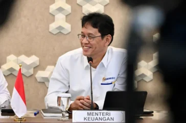 Pemerintah menarik utang Rp258,7 triliun hingga Maret 2026, lebih rendah dari tahun lalu, untuk menutup defisit APBN yang mencapai Rp240,1 triliun.