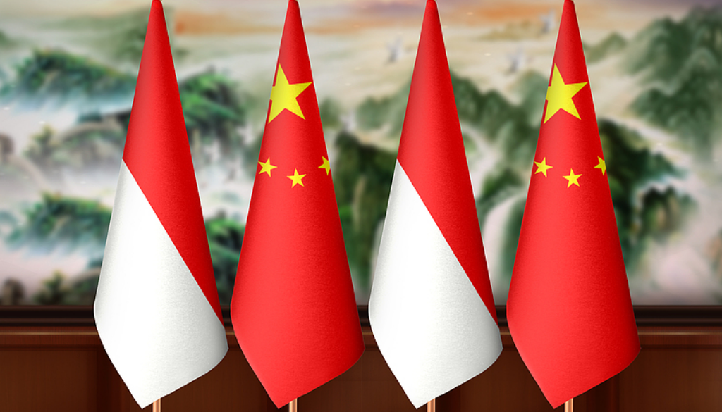 China menyoroti kerja sama pertahanan Indonesia-AS melalui MDCP dan menegaskan pentingnya stabilitas kawasan tanpa merugikan negara lain.