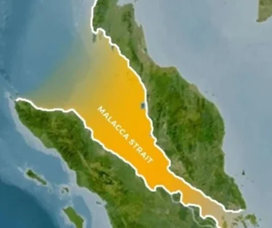 Indonesia mendukung normalisasi Selat Hormuz dan menolak pungutan kapal, sekaligus mendorong diplomasi serta rencana pengawalan damai internasional.