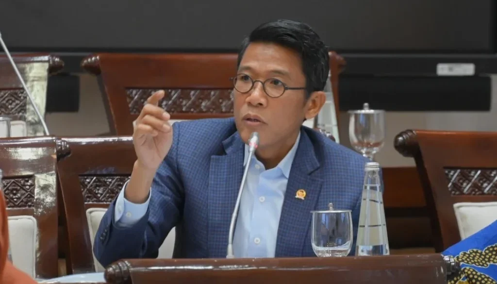 Pemerintah jelaskan pemisahan utang Danantara dan APBN kepada IMF-World Bank dalam Spring Meeting 13-18 April 2026, guna memastikan fiskal tetap aman.