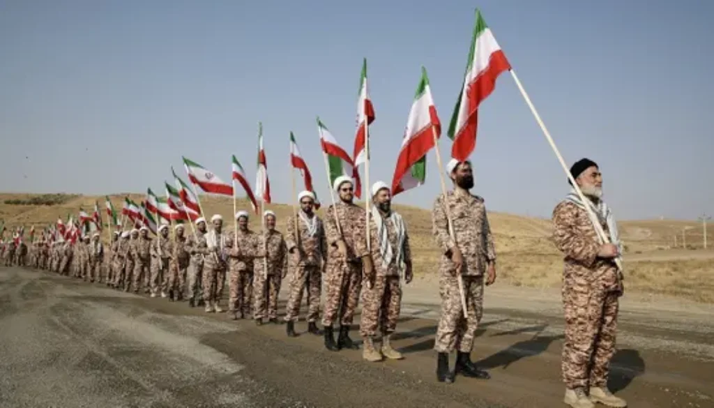 Struktur kekuasaan Iran berubah drastis pasca perang, IRGC kini dominan, sementara peran Mojtaba Khamenei dinilai hanya simbolis dalam pengambilan keputusan.