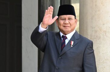 Presiden Prabowo akan bertemu Presiden Rusia Vladimir Putin untuk memastikan pasokan minyak Rusia dan membahas kerja sama energi serta isu geopolitik global.