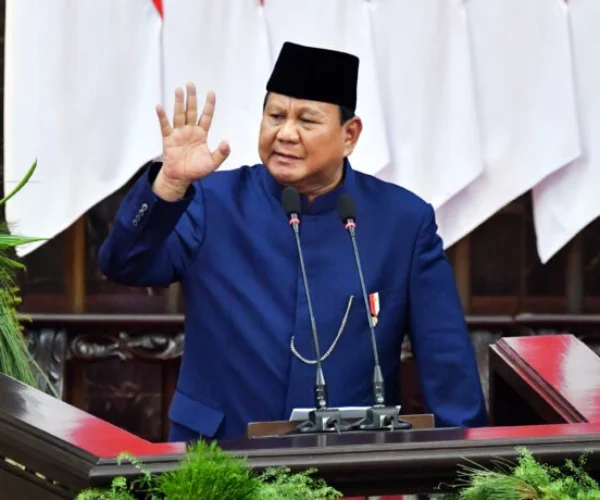 Program MBG dinilai bantu petani dan nelayan dengan jaminan pasar. Prabowo sebut puluhan juta warga telah merasakan manfaatnya.