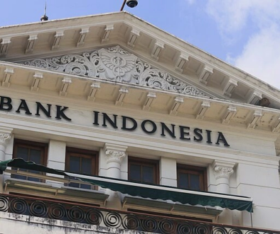 Program Makan Bergizi Gratis disebut mendorong ekonomi daerah dengan anggaran Rp1 triliun per hari yang mengalir ke pekerja, UMKM, dan pemasok pangan.