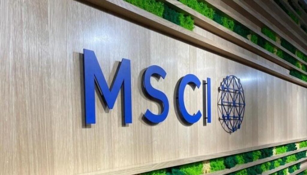 MSCI menahan perubahan indeks Indonesia sambil mengevaluasi reformasi transparansi pasar modal, termasuk kebijakan free float dan kepemilikan saham.