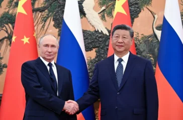 Putin bertemu Xi Jinping di Beijing untuk memperkuat aliansi Rusia-China di tengah tekanan AS dan perang Ukraina.