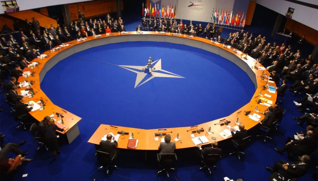Lithuania menyebut NATO mampu meratakan pangkalan Rusia di Kaliningrad. Kremlin langsung mengecam ancaman itu sebagai tindakan gila.