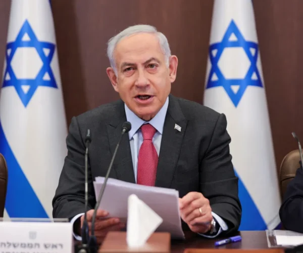 Koalisi Netanyahu ajukan pembubaran parlemen Israel. Pemilu dini bisa digelar Agustus 2026 di tengah krisis politik memanas.