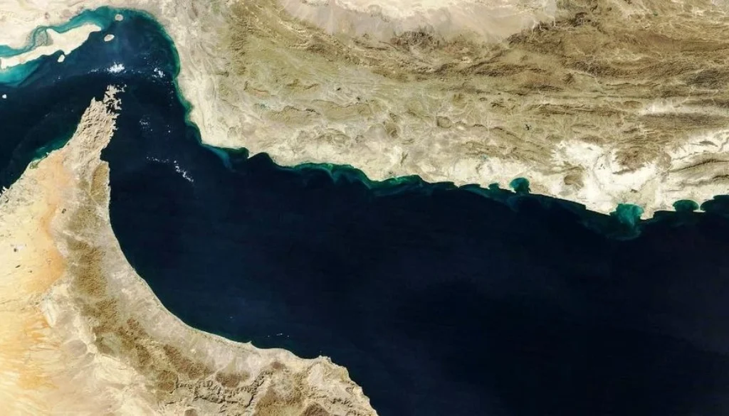 Kapal Tanker Korsel Tembus Selat Hormuz Saat Memanas