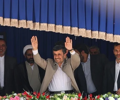 Laporan Sebut AS-Israel Siapkan Ahmadinejad Gantikan Khamenei saat Perang Iran