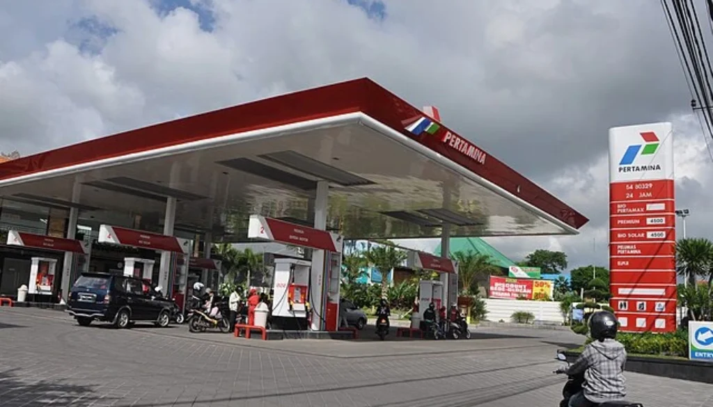 Subsidi BBM dan LPG melonjak 266 persen jadi Rp118,7 triliun hingga Maret 2026, dipicu harga minyak, kurs dolar, dan kenaikan konsumsi energi.